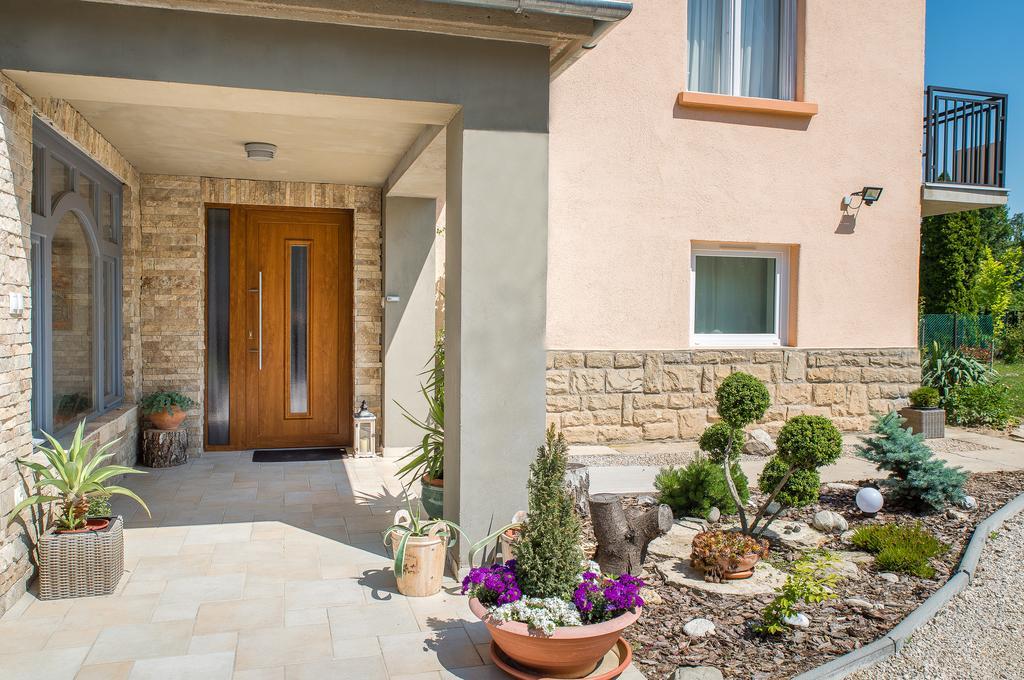 Forestine Guesthouse Хевиз Экстерьер фото