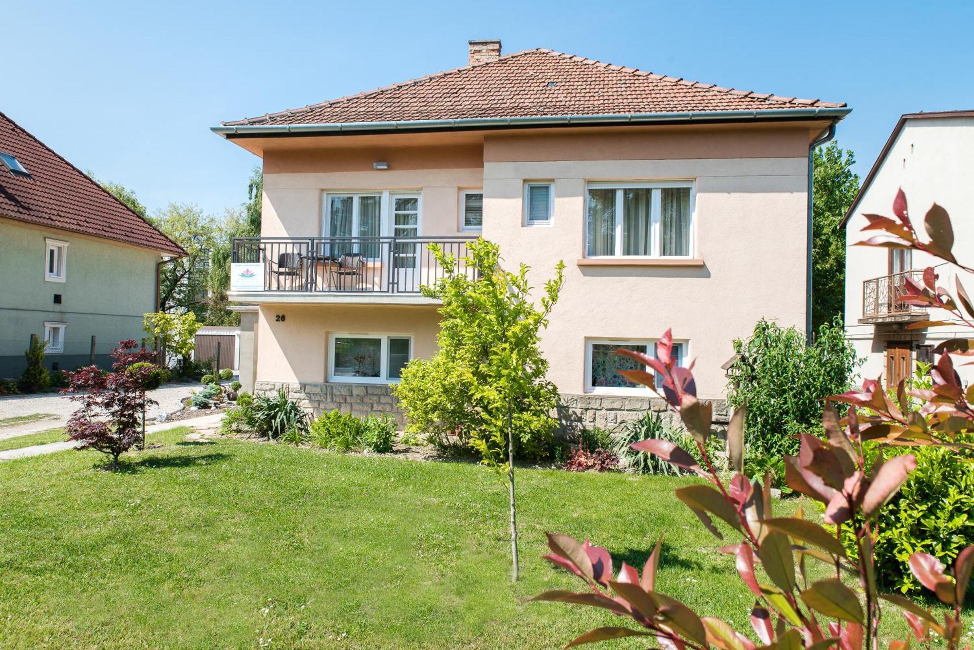 Forestine Guesthouse Хевиз Экстерьер фото